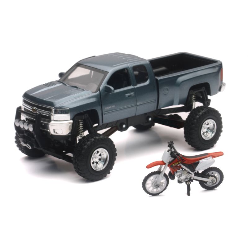 New Ray Toys SS-54426 Chevrolet Silverado with Honda Dirt Bike/ Scale - 1:32