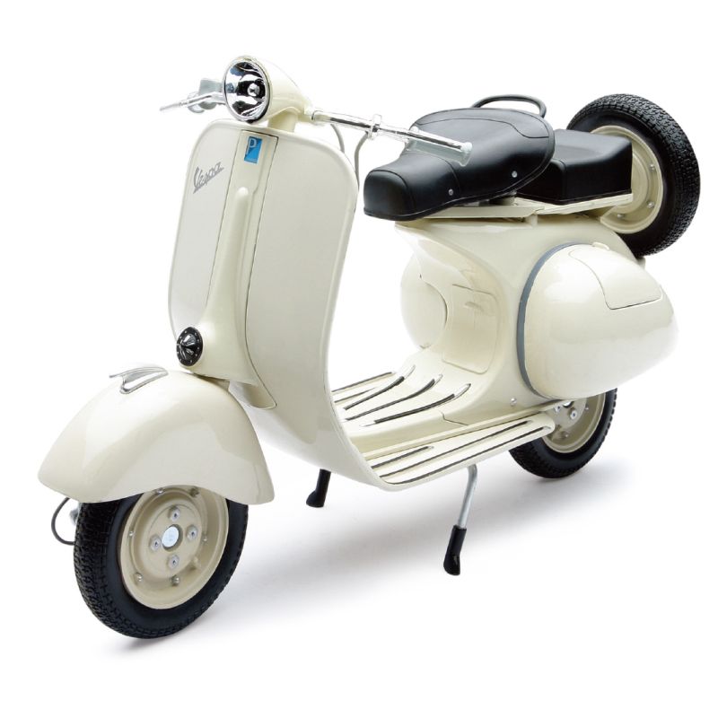 New Ray Toys 49273 Vespa 150VLIT/ Scale - 1:6