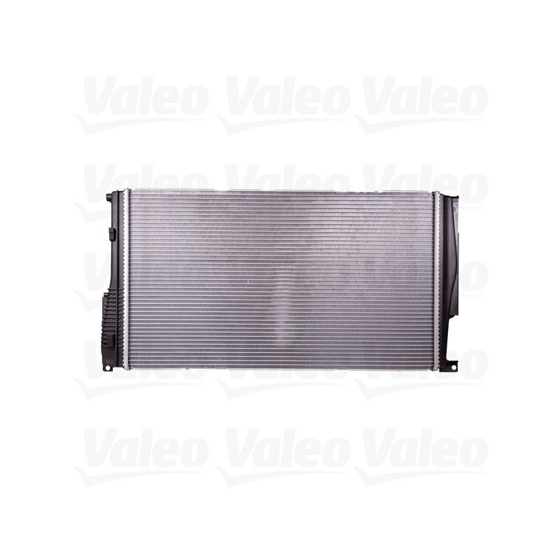 Valeo 735493 2012-2015 BMW 335i Radiator (VSOE13581)