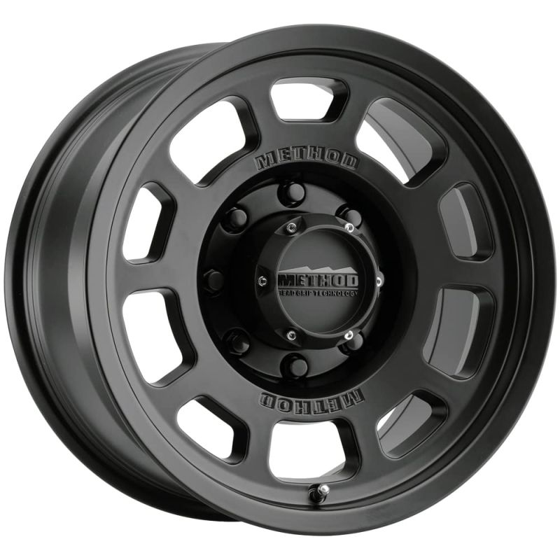 Method Race Wheels MR70589080518 18X9 8X6.50 (+18) CWH 705B Bead Grip (HB 130.81)
