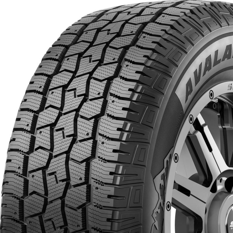 Hercules Lt235/80r17/10 120/117q Her Avalanche Tt