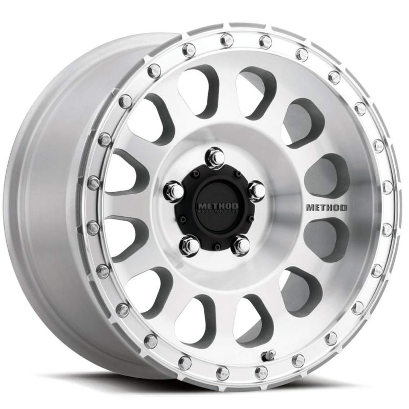 Method Race Wheels MR31521050318N 20X10 5X5.00 (-18) CWH 315M (HB 71.5)