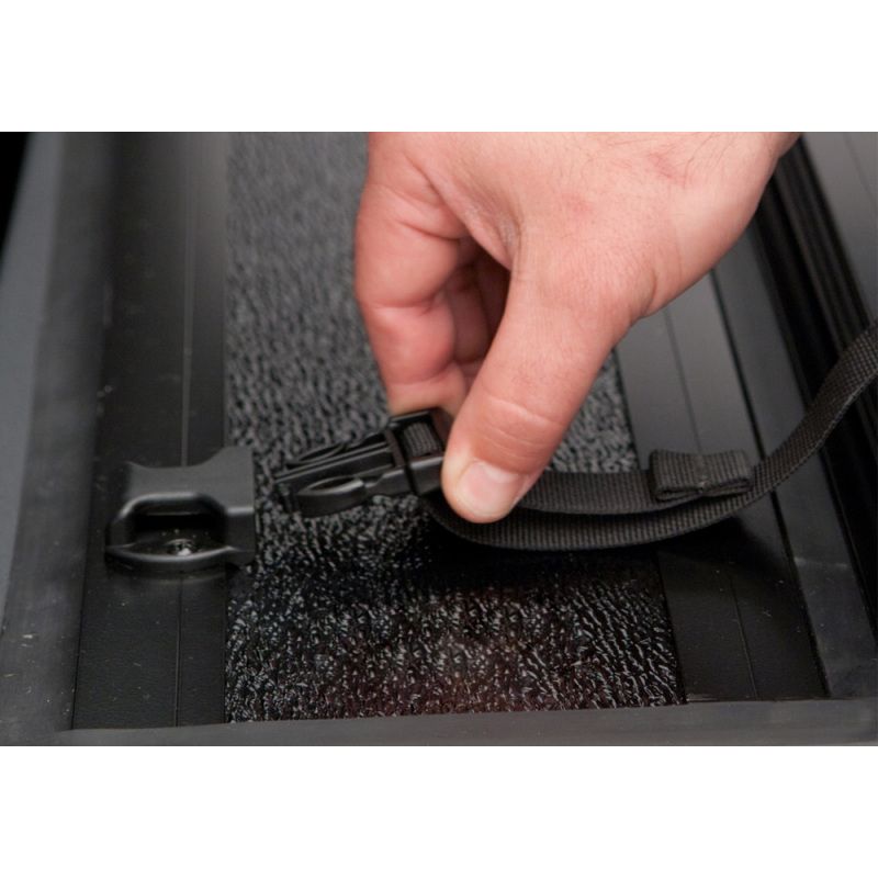 Undercover FX41013 05-13 Toyota HiLux 5ft Flex Bed Cover