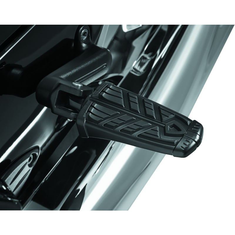 Kuryakyn 8867 Splined Peg Adapter Black