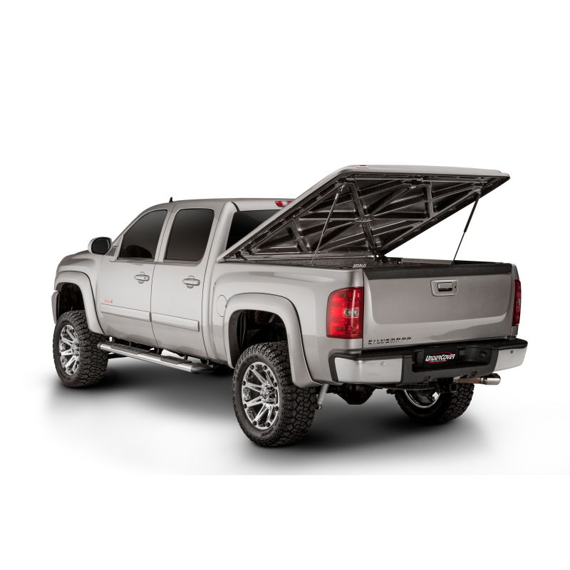 Undercover UC1116L-G1K 15-18 Chevy Silverado 1500 (19 Legacy) 5.8ft Lux Bed Cover - Deep Ocean Blue