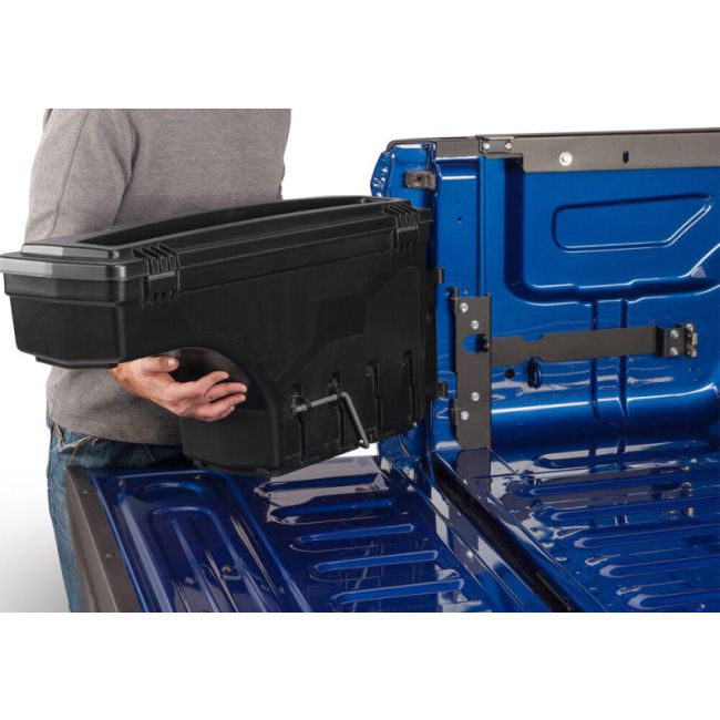 UnderCover 2022 Toyota Tundra Drivers Side Swing Case