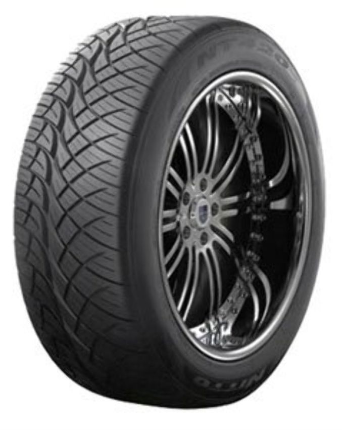 NITTO NT420S 305/35R24 All-Season