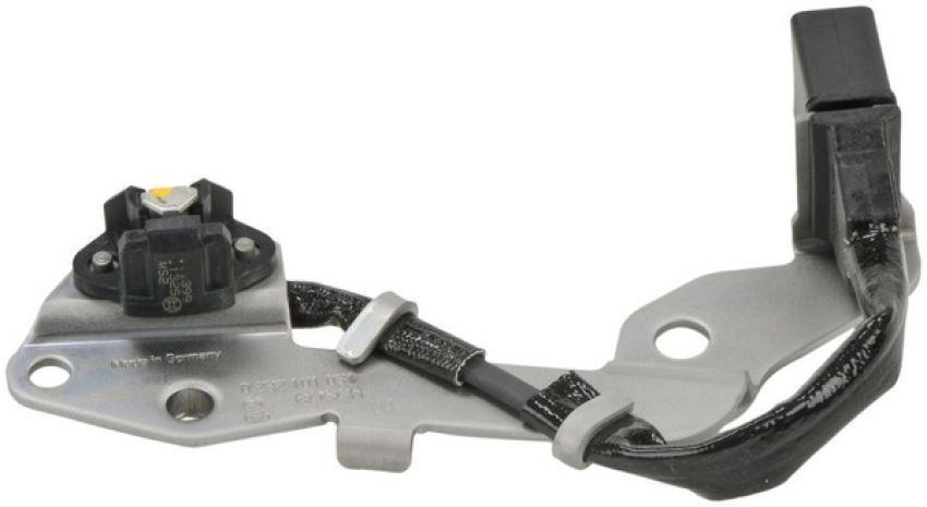 Bosch 0232101031 Bosch Camshaft Sensor