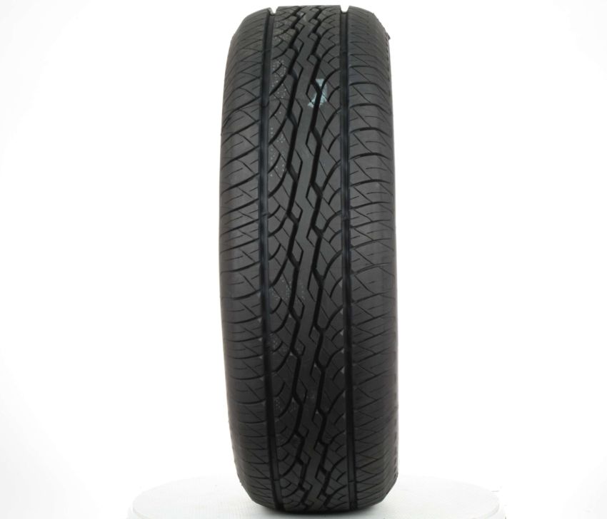 DUNLOP Signature CS 235/65R17 All-Season