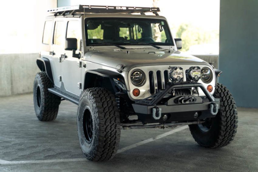 DV8 Offroad FDJK-07 07-18 Jeep Wrangler JK Slim Fender Flares