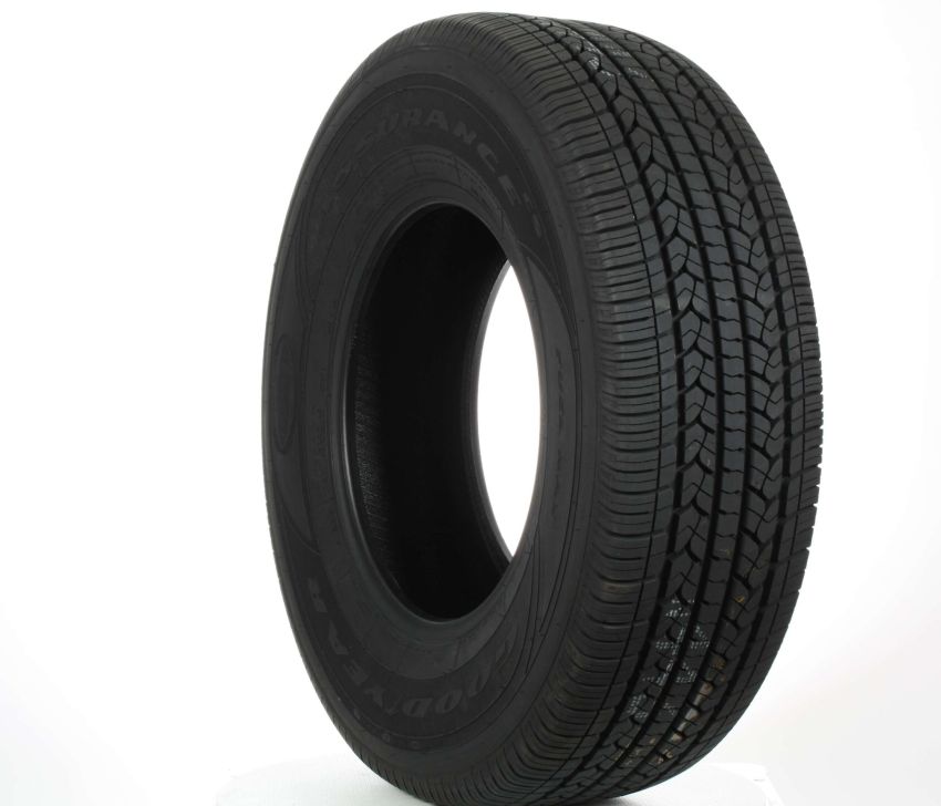 GOODYEAR Assurance CS Fuel Max 245/65R17 All-Season