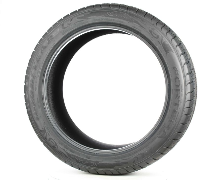 GOODYEAR Fortera SL 305/45R22 All-Season