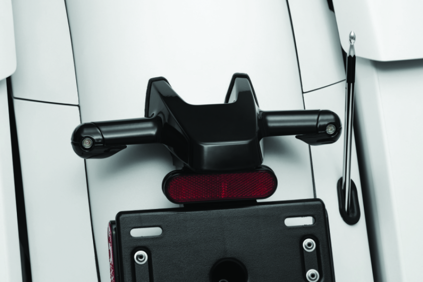 Kuryakyn 2843 Rear Atto Turn Signal Adapter Black
