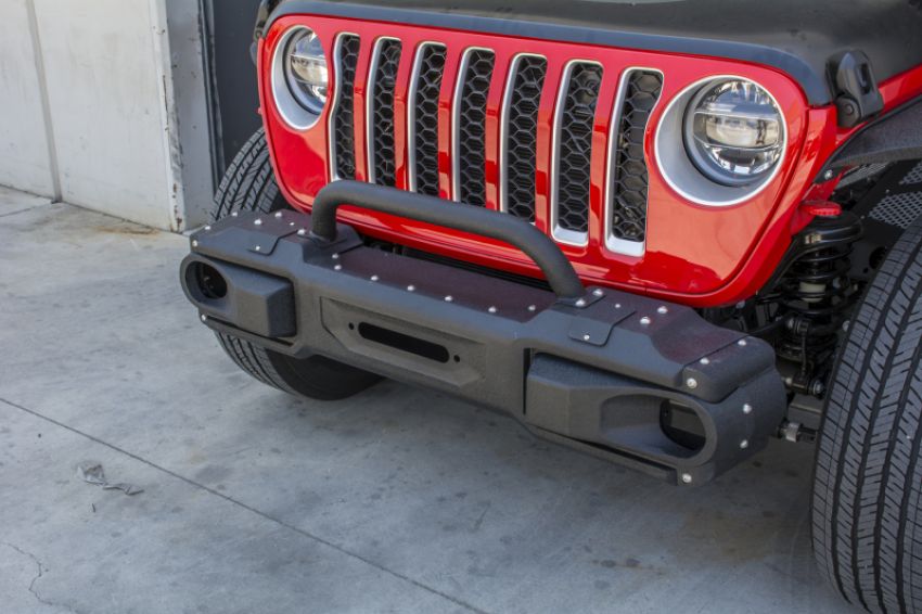 DV8 Offroad FBJL-10 2018+ Jeep JL/Gladiator Winch Ready Front Bumper