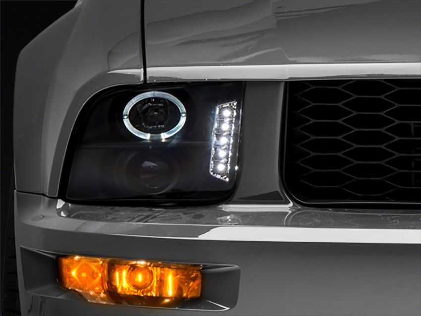 Raxiom 101683 05-09 Ford Mustang Excluding GT500 LED Halo Projector Headlights- Blk Housing (Clear Lens)
