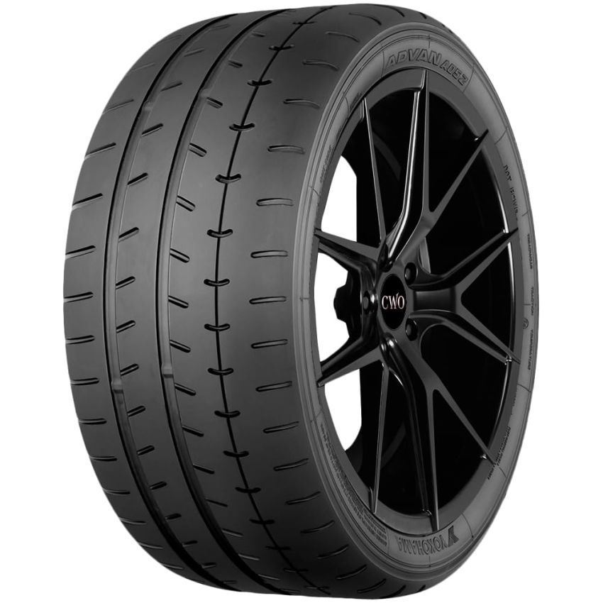 YOKOHAMA Advan A052 245/35R20 Summer