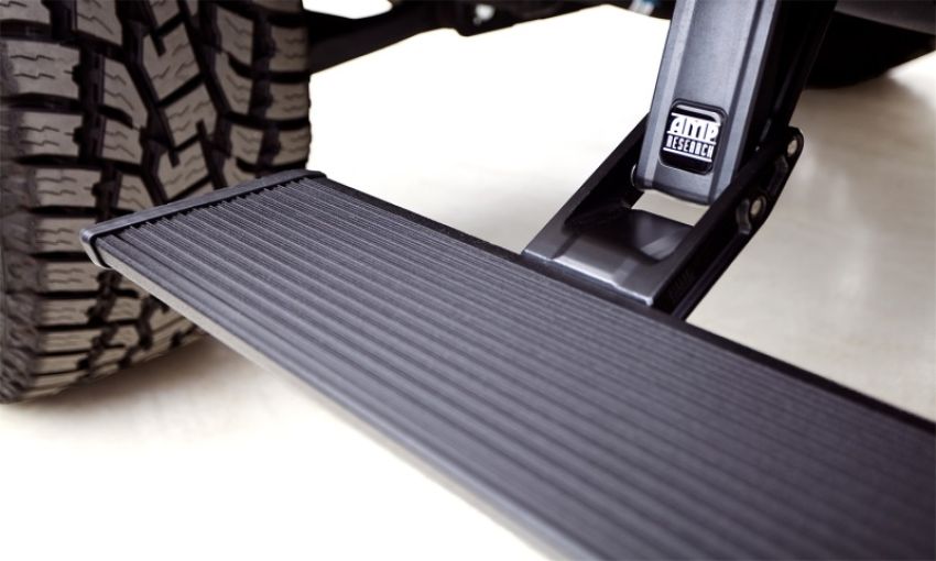 AMP Research 77255-01A 22-23 Chevy/GMC Silverado/Sierra 1500 & 2024 2500/3500HD PowerStep XL