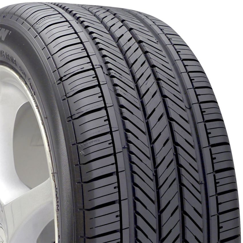 MICHELIN Pilot MXM4 255/55R18 All-Season