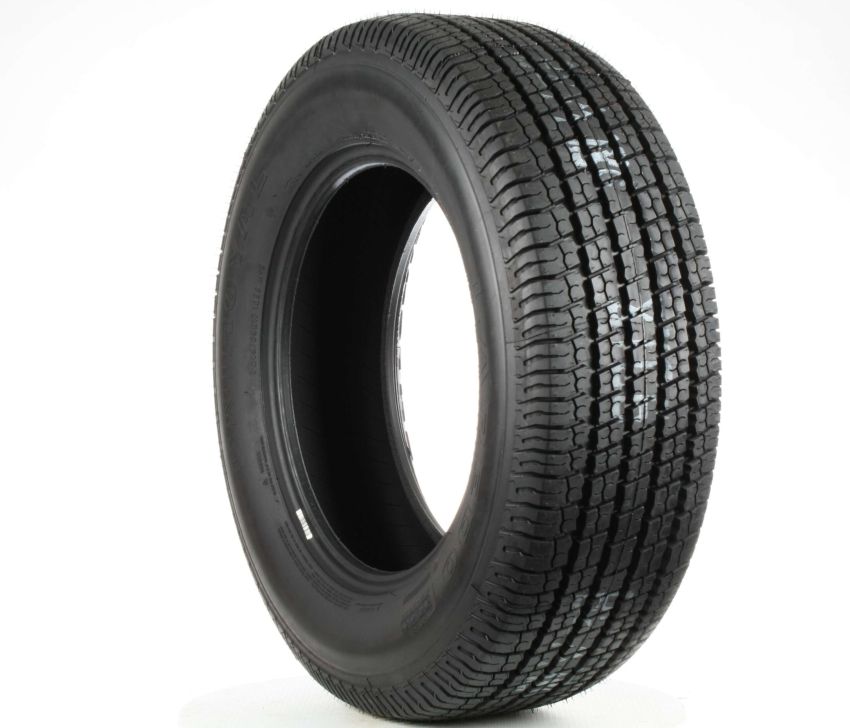 UNIROYAL Laredo Cross Country 265/75R15 All-Season