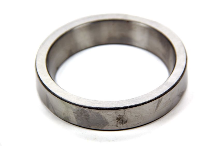 Yukon Gear & Axle YP DOF9-CONV Yukon Gear One (1) Specialty Bearing Race To Adapt Small Bearing Journal into A 3.250in Dropout