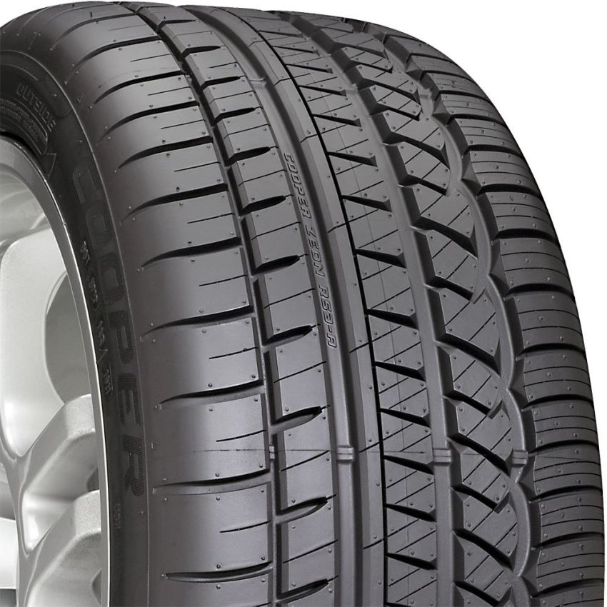 COOPER Zeon RS3-A 235/45R17 All-Season
