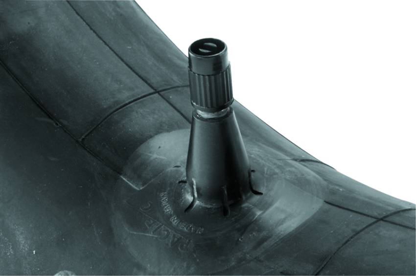 TwinPower 281107 Twin Power Tube 500/510-16 TR15 Rubber Side Valve