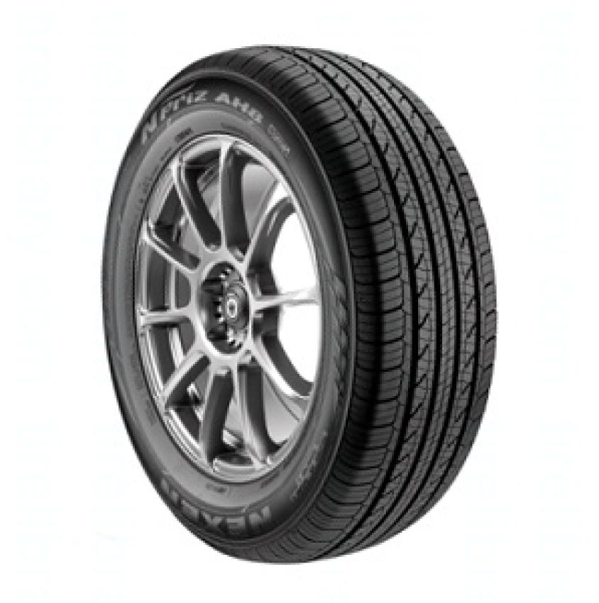 NEXEN Npriz AH8 225/55R18 All-Season
