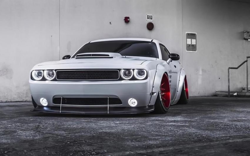 Oracle Lighting 1458-332 08-14 Dodge Challenger Dynamic ColorSHIFT(tm) Headlight/Fog Halo Kit