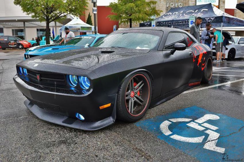 Oracle Lighting 1458-332 08-14 Dodge Challenger Dynamic ColorSHIFT(tm) Headlight/Fog Halo Kit