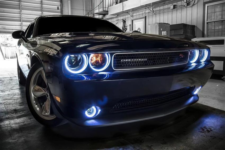 Oracle Lighting 1458-332 08-14 Dodge Challenger Dynamic ColorSHIFT(tm) Headlight/Fog Halo Kit