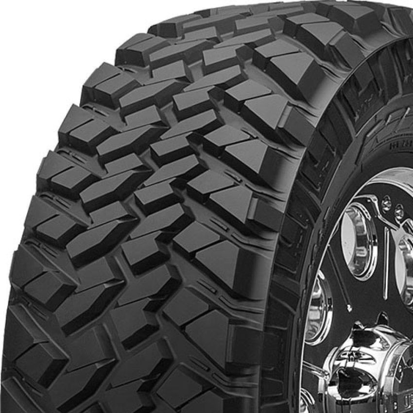 NITTO Trail Grappler M/T R17 All-Season