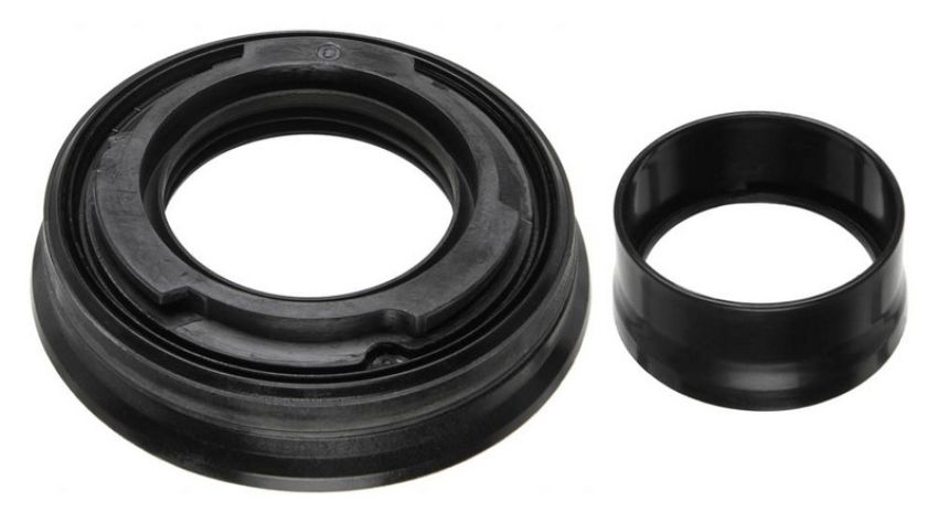 Ajusa 15103400 Oil Seal