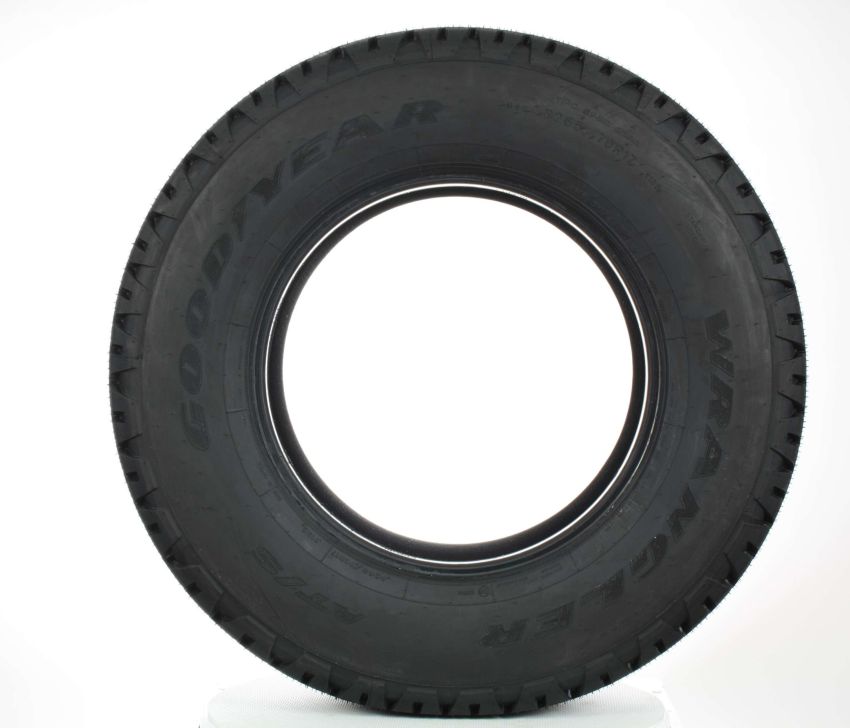 GOODYEAR Wrangler AT/S 275/65R18 All-Season