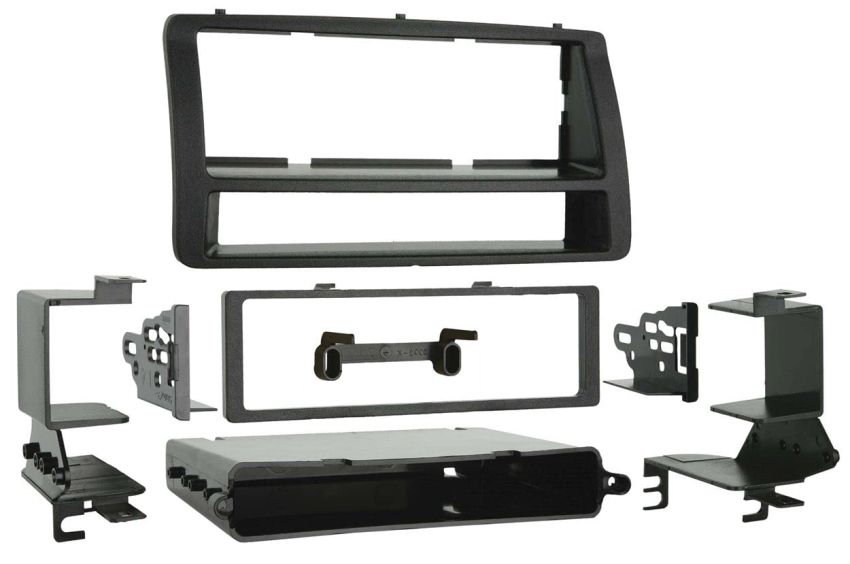Metra 99-8204 2003-2007 Toyota Corolla in-Dash Cd Player Mounting Kit