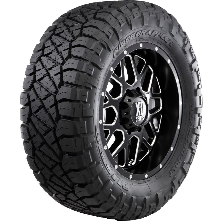 NITTO Ridge Grappler 265/70R18