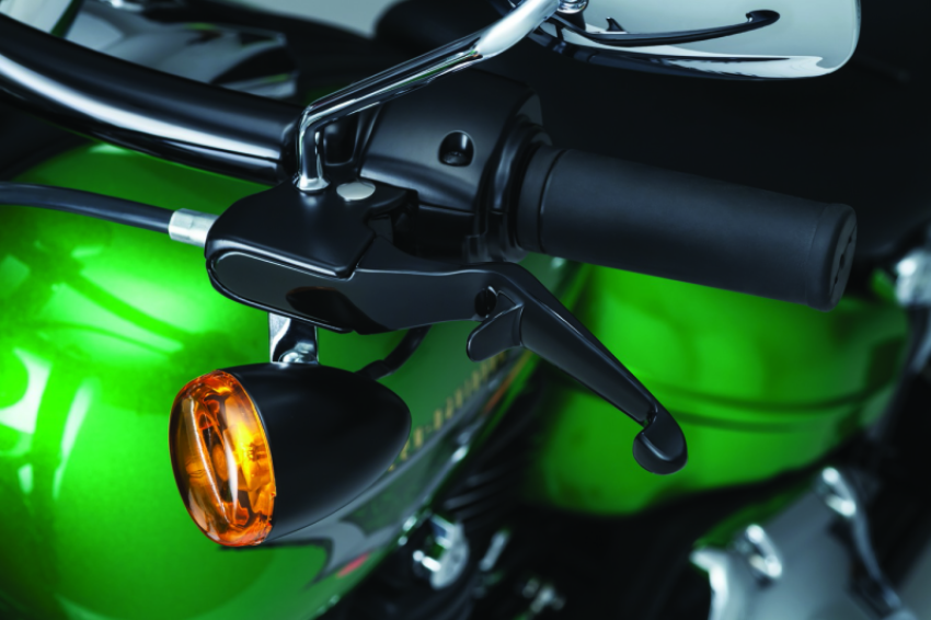 Kuryakyn 1836 Trigger 15-17 Softails Gloss Black