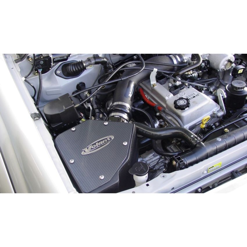 Volant 18424 Oiled Filter Closed Box Air Intake