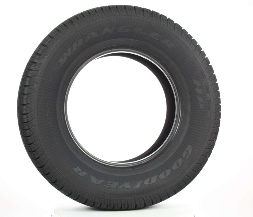 GOODYEAR Wrangler HP 215/70R16 All-Season
