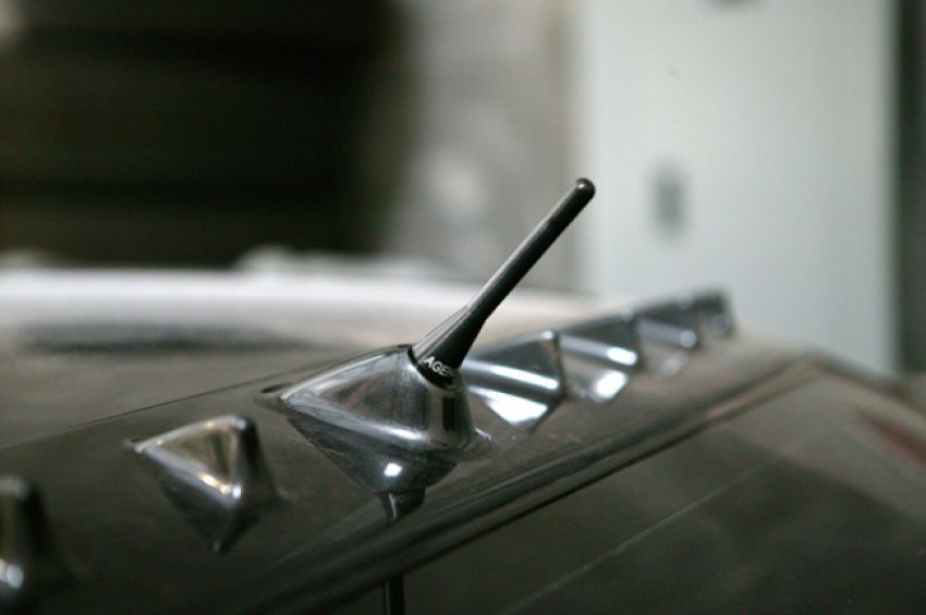 AP Universal V2 Shorty Aluminum Black Antenna