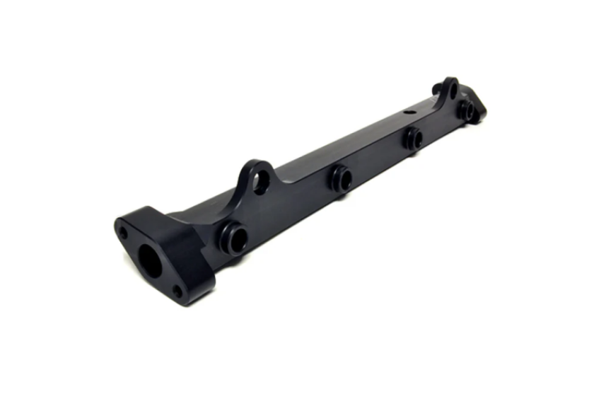 AEM 25-131BK 03-06 Evo 8 & 9 Black Fuel Rail