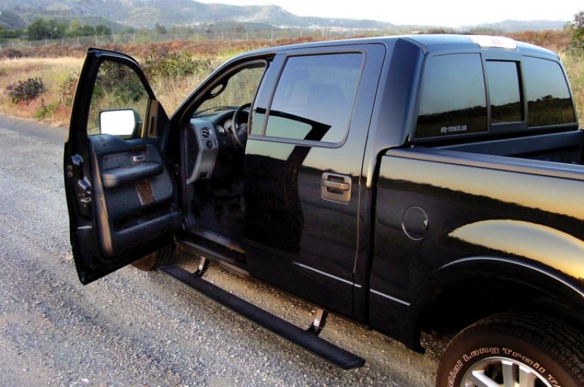 AMP Research 75105-01A 2004-2008 Ford F150 All Cabs PowerStep - Black