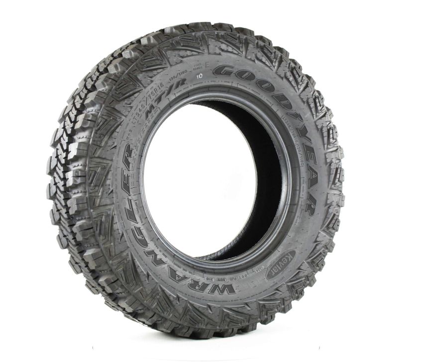 GOODYEAR Wrangler MT/R With Kevlar 285/75R18 All-Season
