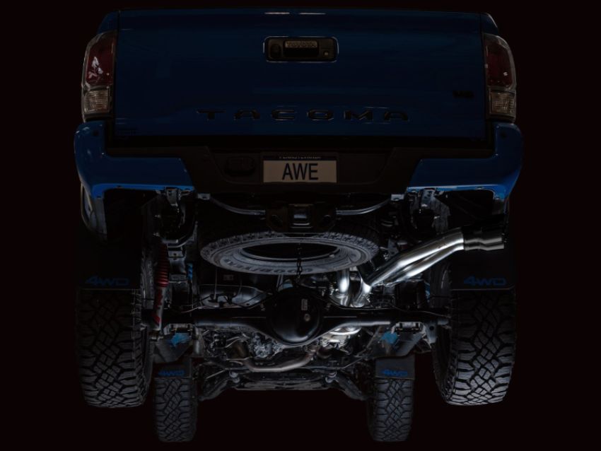 AWE Tuning 3015-33826 AWE 16-22 Toyota Tacoma 0FG Catback Exhaust w/ BashGuard - Dual Diamond Black Tips