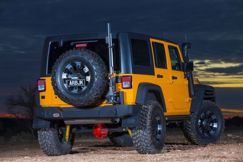 ARB 5650370 Rear Bar Jk