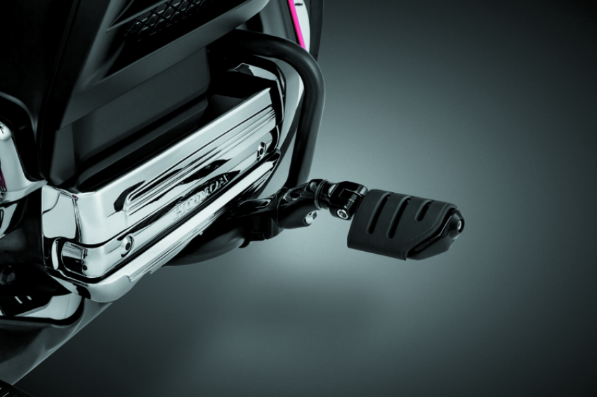 Kuryakyn 3995 Ergo II Trident Dually ISO Pegs With Long Arms Gloss Black