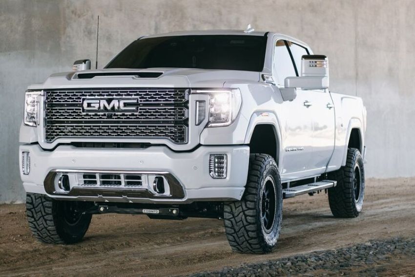 Cognito 110-P0896 20-24 Chevy/GMC Silv/Sierra 2500/3500 HD 2WD/4WD 4in Perf Lift Kit w/ Fox PSRR 2.0 Shocks