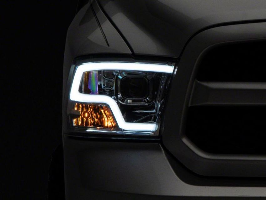 Raxiom R111517 09-18 Dodge RAM 1500 Non-Projector LED Halo Headlights- Chrome Housing (Clear Lens)