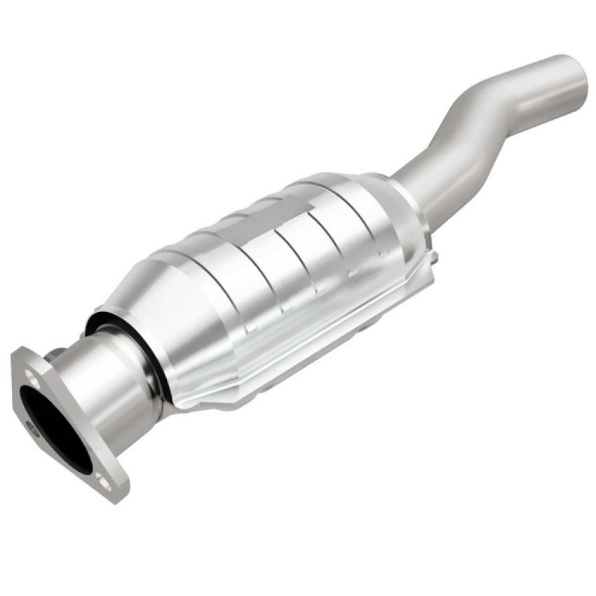 MagnaFlow Exhaust Products 22928 Standard Grade Direct-Fit Catalytic Converter
