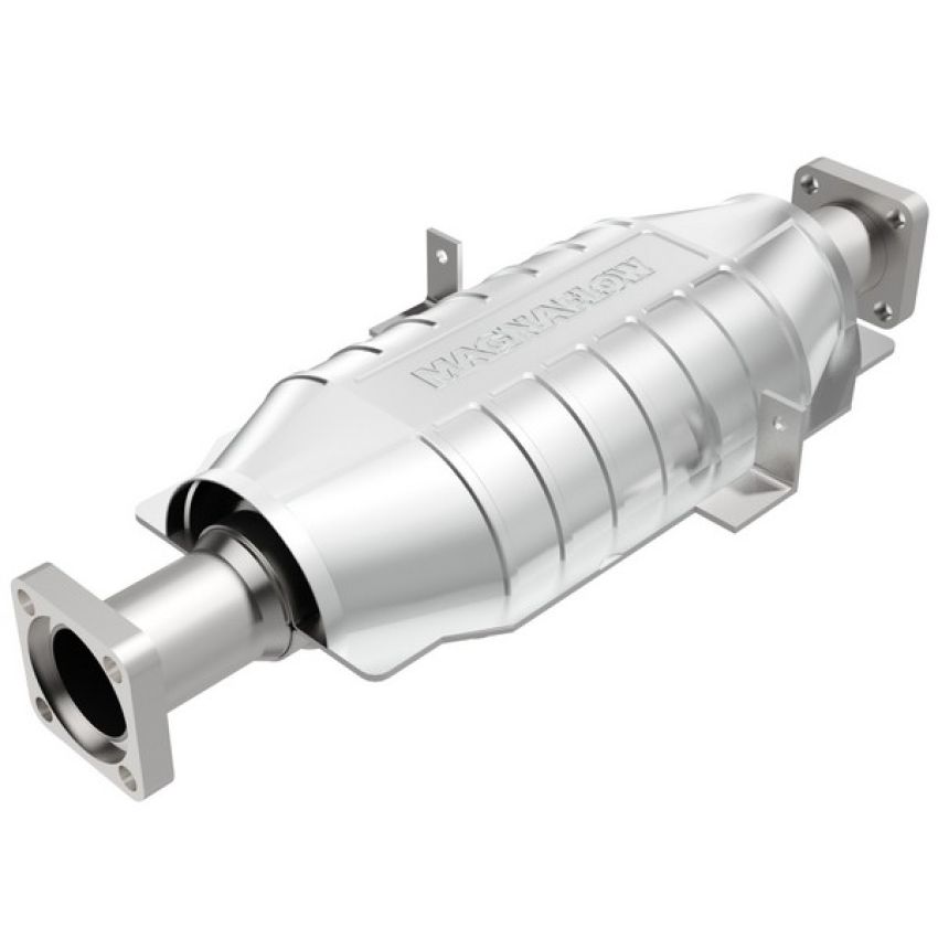 MagnaFlow Exhaust Products 23503 Standard Grade Direct-Fit Catalytic Converter