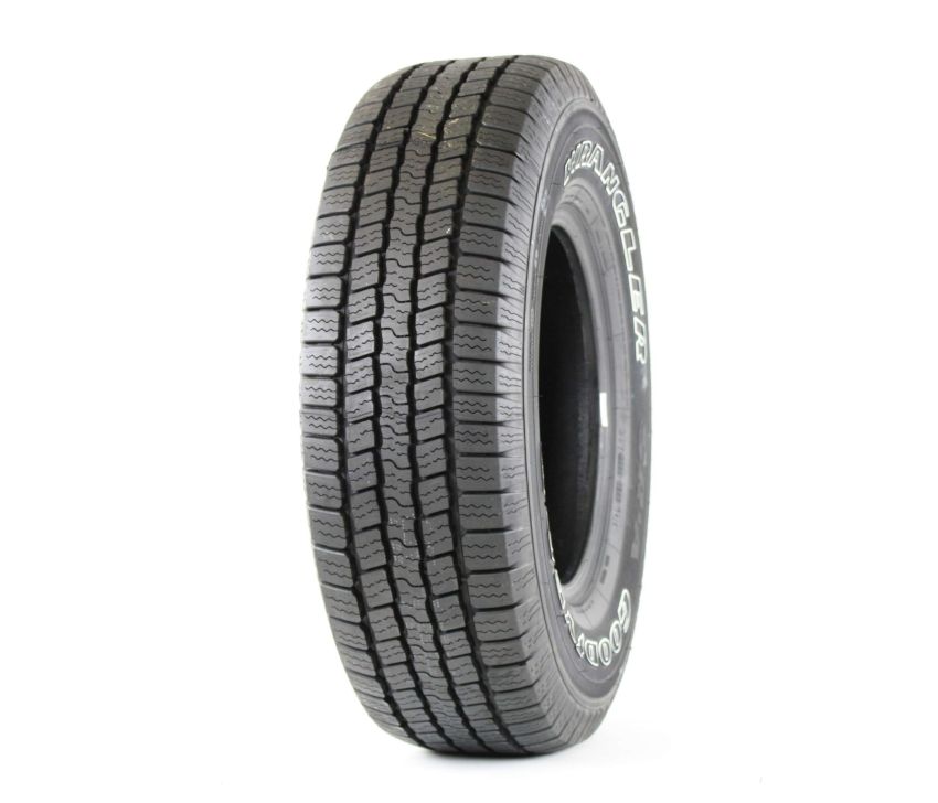 GOODYEAR Wrangler SR-A 265/70R18 All-Season